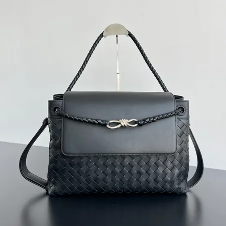 ボッテガ ヴェネタ ショルダーバッグ