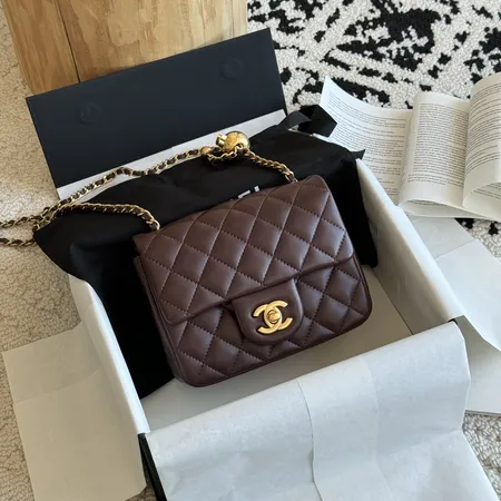 シャネル ショルダーバッグ