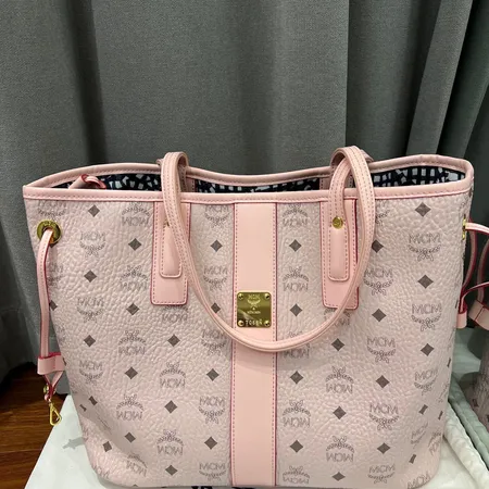 エムシーエム ショルダーバッグ