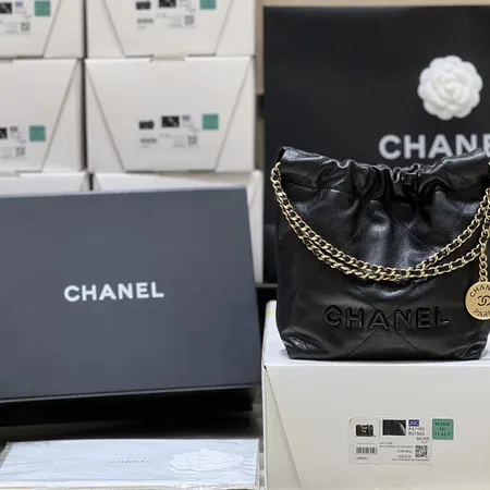 シャネル ハンドバッグ