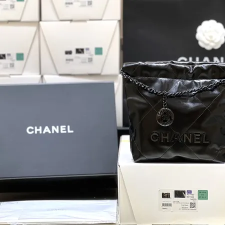 シャネル ハンドバッグ