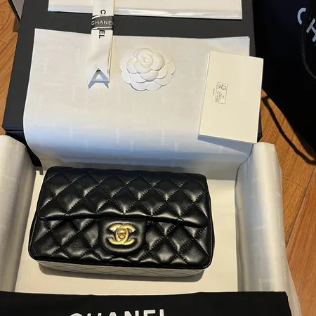 シャネル ショルダーバッグ