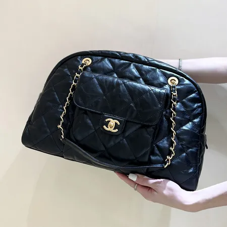 シャネル ハンドバッグ