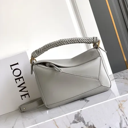 ロエベ ハンドバッグ