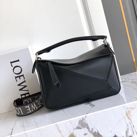 ロエベ ハンドバッグ