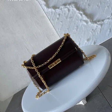 イッセイ ミヤケ ショルダーバッグ