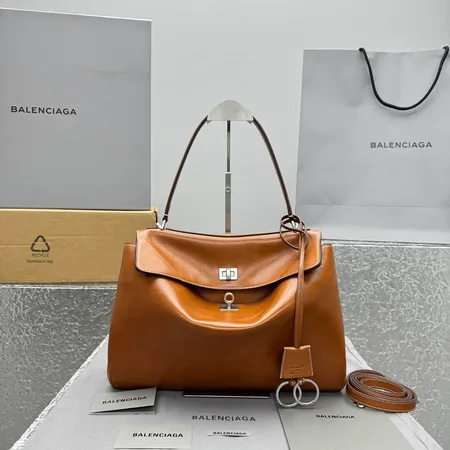 バレンシアガ ハンドバッグ