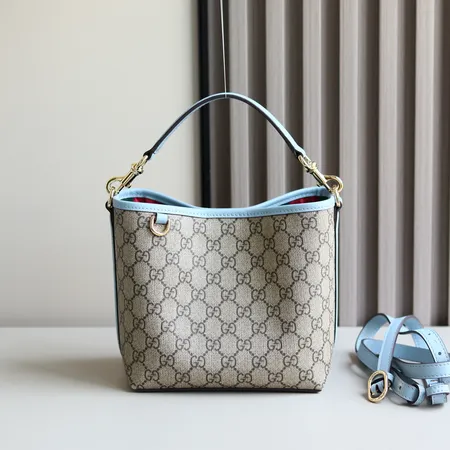 グッチ ショルダーバッグ