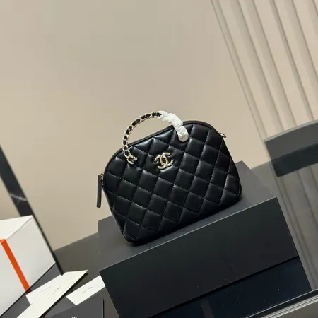 シャネル ハンドバッグ