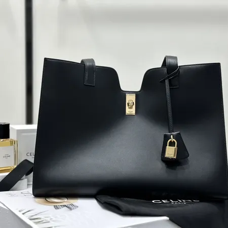 セリーヌ ハンドバッグ