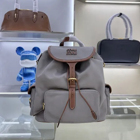 ミュウミュウ リュックサック