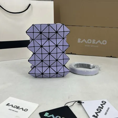 イッセイ ミヤケ ショルダーバッグ