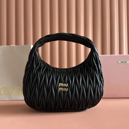 ミュウミュウ ハンドバッグ