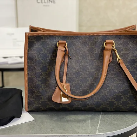 セリーヌ ハンドバッグ