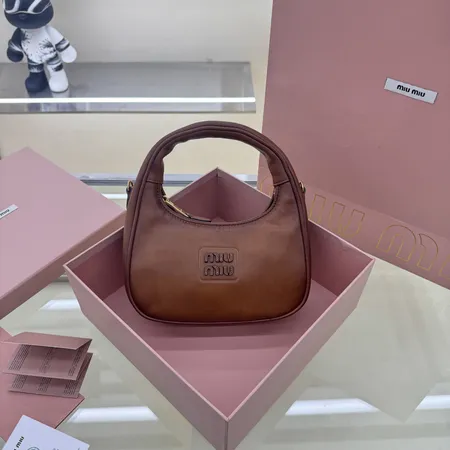 ミュウミュウ ハンドバッグ