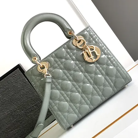 ディオール ハンドバッグ