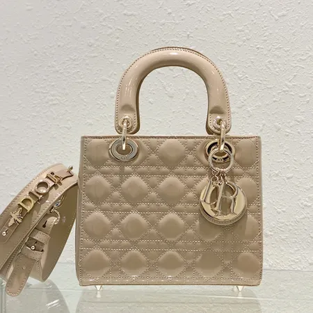 ディオール ハンドバッグ