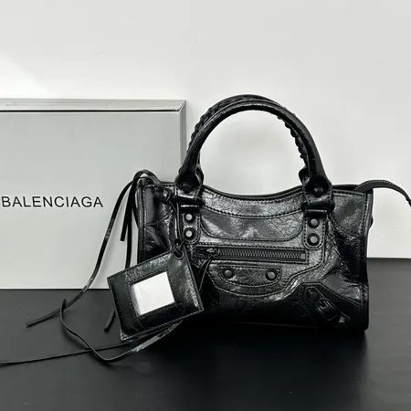 バレンシアガ ハンドバッグ