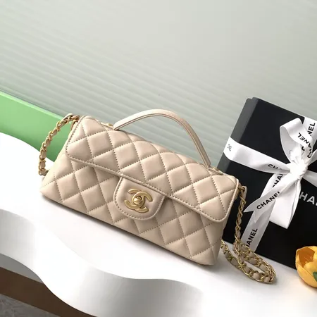 シャネル ショルダーバッグ