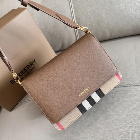 バーバリー ス ショルダーバッグ