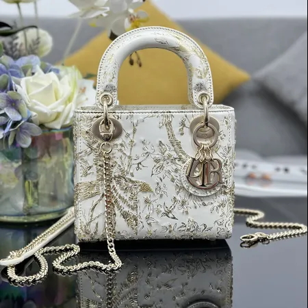 ディオール ハンドバッグ