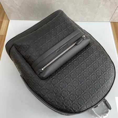 ボッテガ ヴェネタ リュックサック