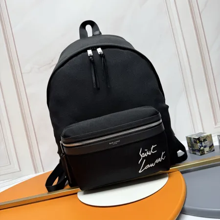 ジバンシィ リュックサック