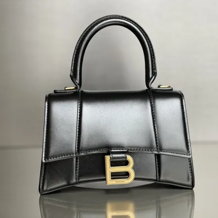 バレンシアガ ハンドバッグ