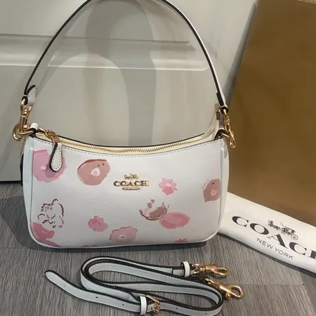 コーチ ハンドバッグ