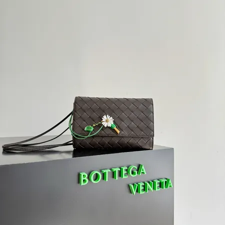 ボッテガ ヴェネタ ショルダーバッグ