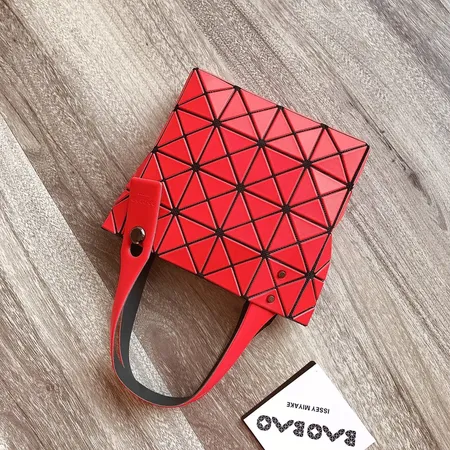 イッセイ ミヤケ ハンドバッグ