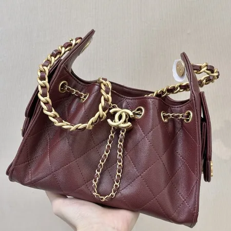 シャネル ハンドバッグ