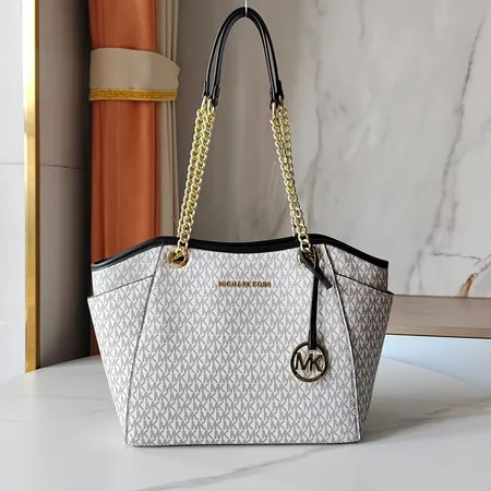 マイケルコース ハンドバッグ