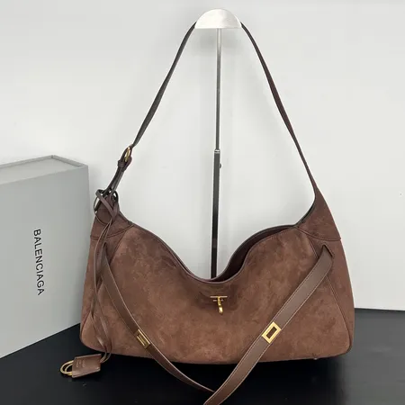 バレンシアガ ショルダーバッグ