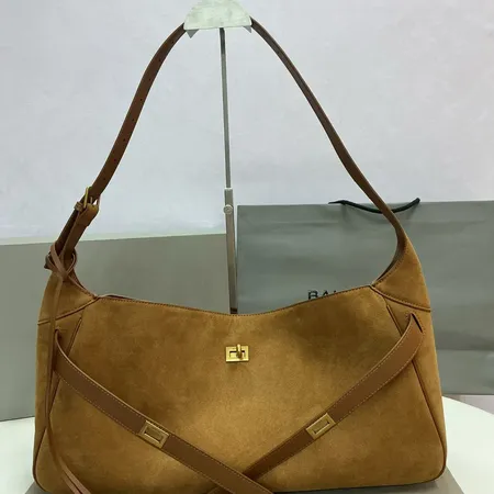 バレンシアガ ショルダーバッグ