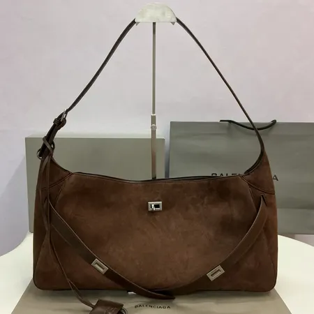 バレンシアガ ショルダーバッグ