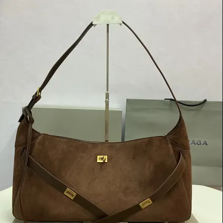 バレンシアガ ショルダーバッグ