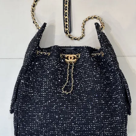 シャネル ハンドバッグ