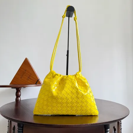 ボッテガ ヴェネタ ハンドバッグ