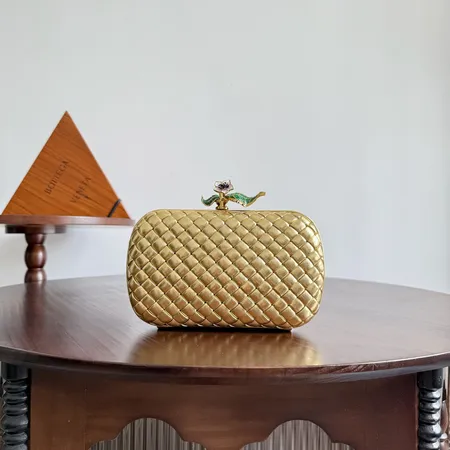 ボッテガ ヴェネタ ハンドバッグ