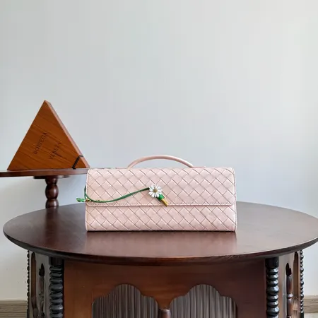 ボッテガ ヴェネタ ハンドバッグ