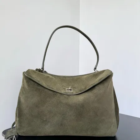 バレンシアガ ハンドバッグ