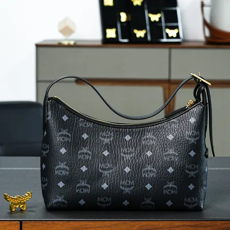 エムシーエム ハンドバッグ