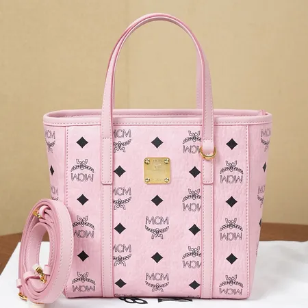 エムシーエム ショルダーバッグ