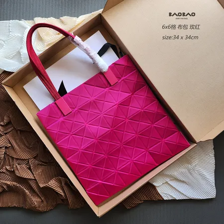 イッセイ ミヤケ ハンドバッグ