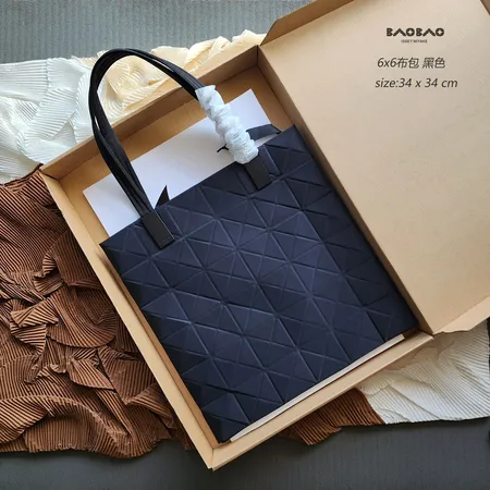 イッセイ ミヤケ ハンドバッグ