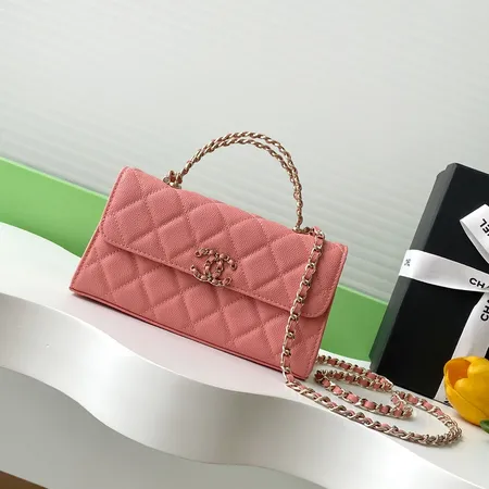 シャネル ショルダーバッグ