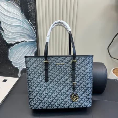 マイケルコース ハンドバッグ