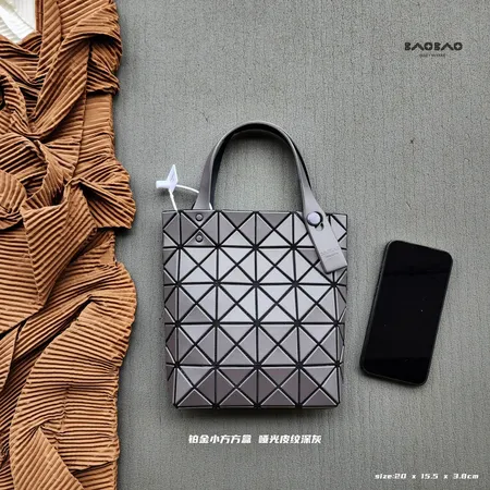 イッセイ ミヤケ ハンドバッグ