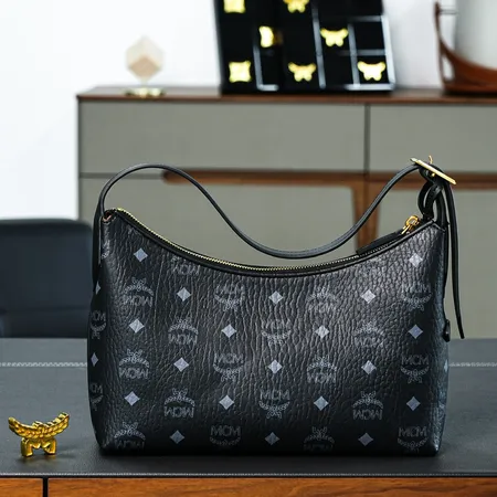 エムシーエム ハンドバッグ